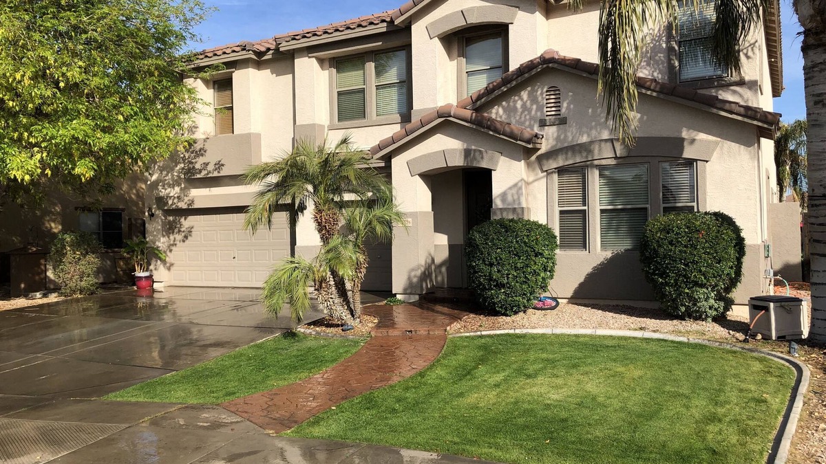 Mesa House | Spacious 6 bedroom home in east Mesa