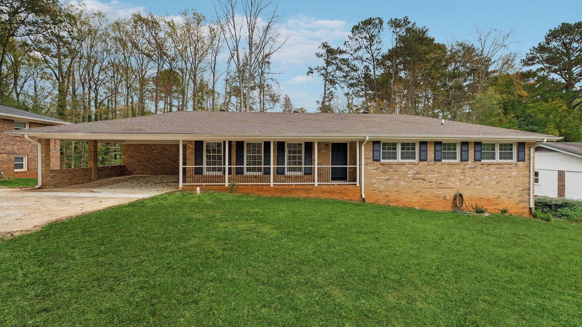 Clarkdale House | Spacious 6-bedroom house with AC, WiFi in tranquil Mableton