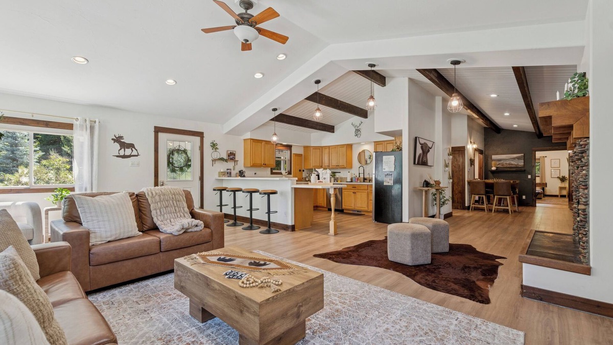 Lakeside House | Spacious 7-Bed Home w/Hot Tub, Fireplace, Gym, Wine Bar, and 2 Living Spaces!