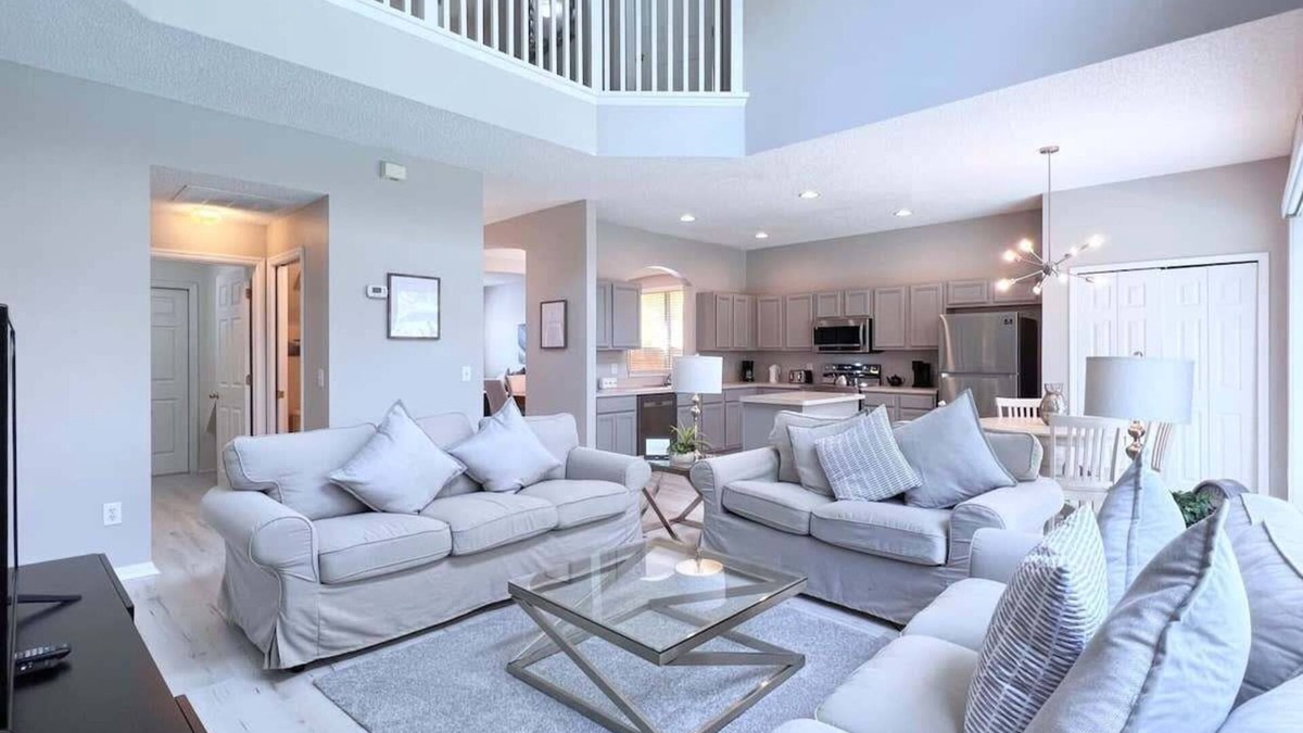 Kissimmee House | Spacious 7Bd Pool Home Terra Verde Resort-211HBL