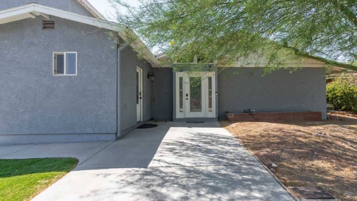 Mesa House | Spacious 8 Bedroom | Hot Tub & Grill | Close to Do