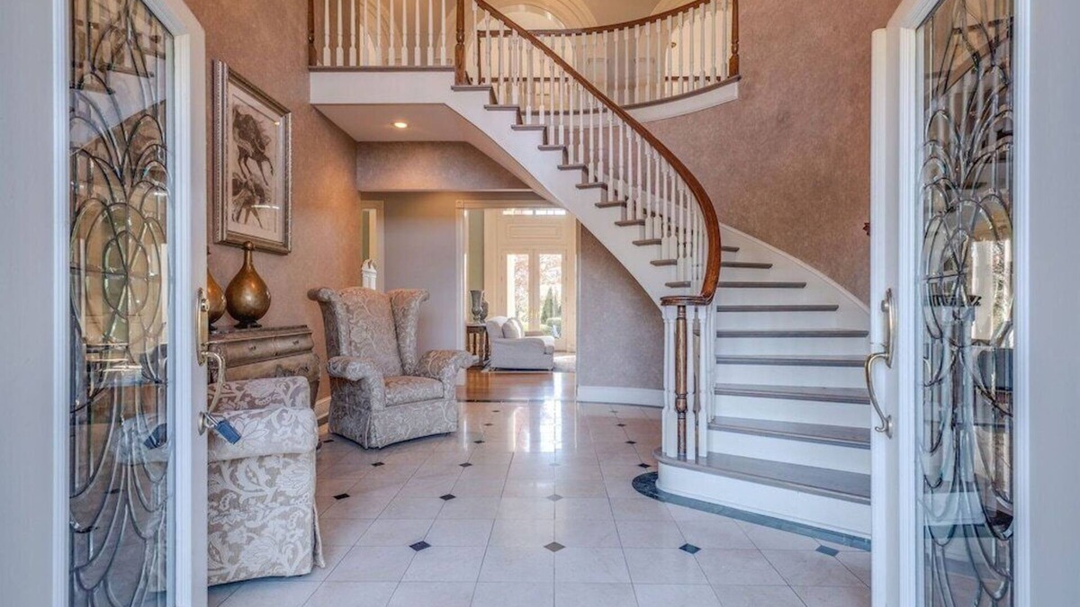 Franklin House | Spacious 8-Bedroom Retreat Near Nashville – Perfect for Groups & Gatherings!
