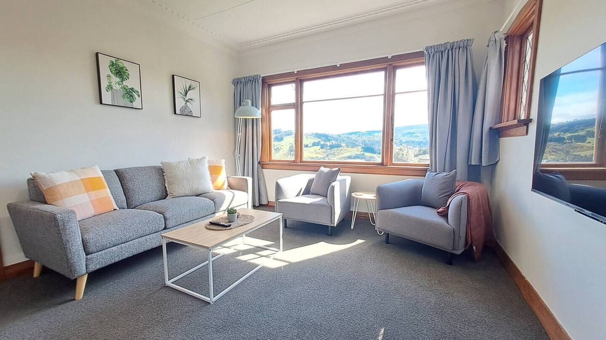 Dunedin House | Spacious, Affordable, Peaceful Family Home