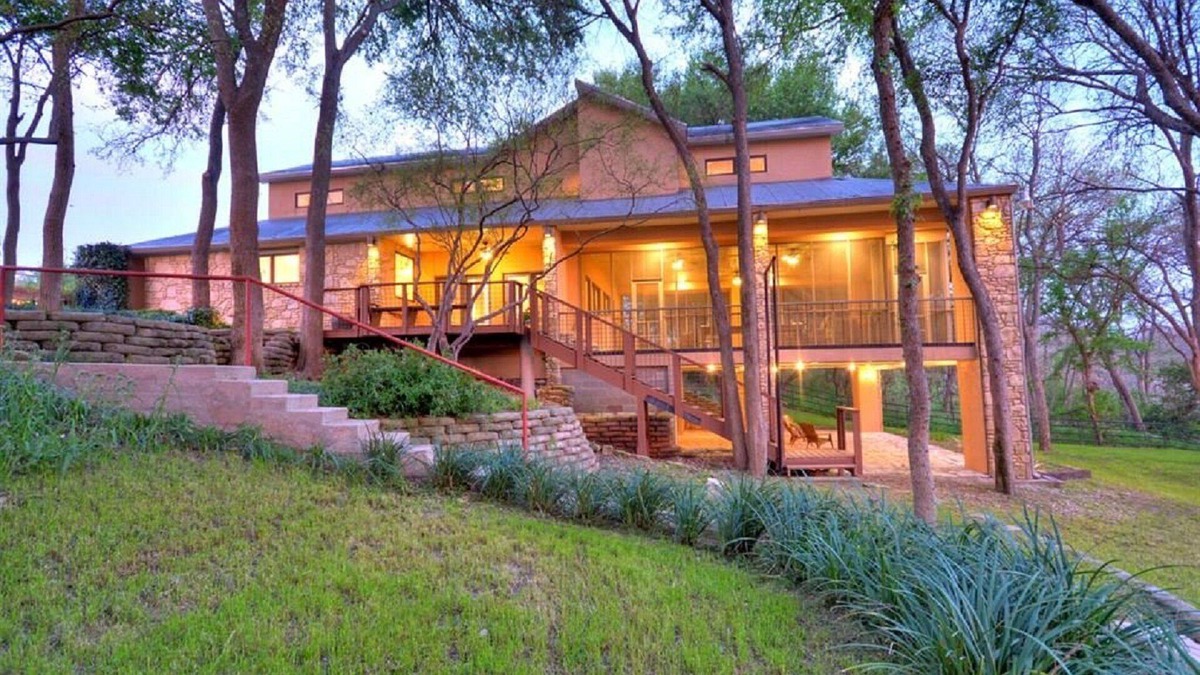 Martindale House | Spacious and Beautiful Riverfront Home!