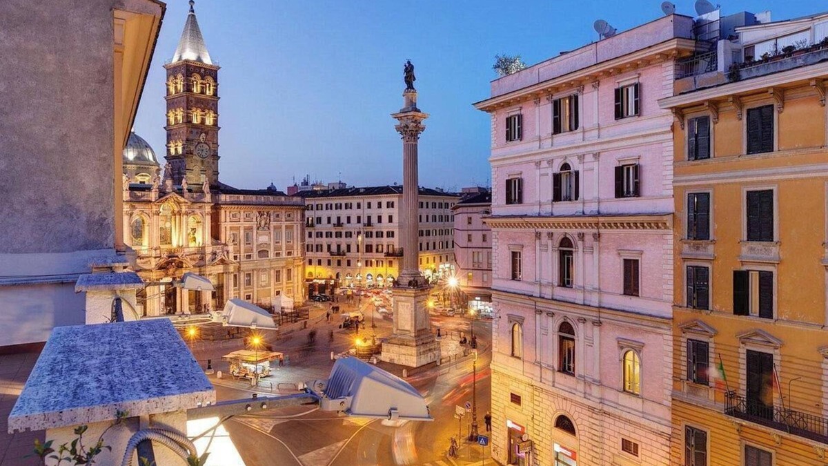 Rione XVIII Castro Pretorio Apartment | Spacious and Bright Apartment in the Heart of Rome