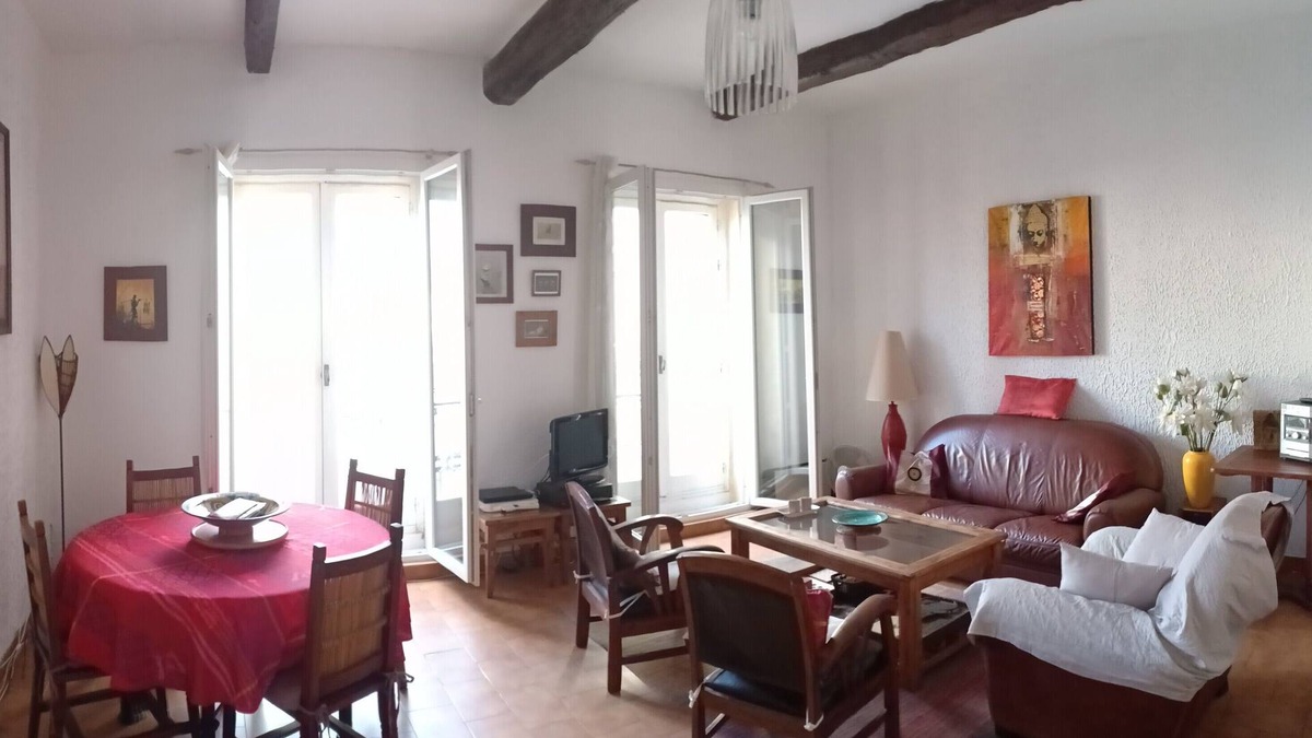 Gares Apartment | Spacious and bright apartment, large terrace, near StRoch main station
