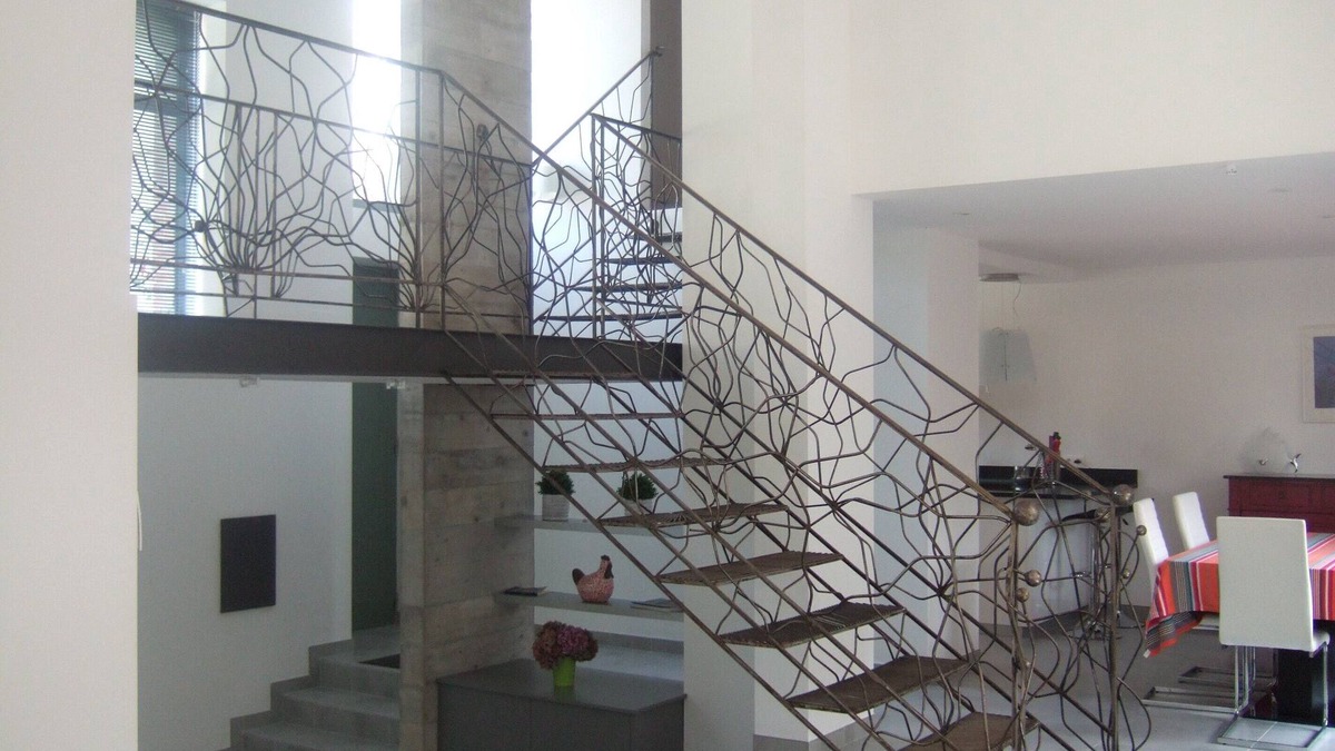 Parame House | Spacious and bright, modern 3-room house 300 m from Sillon beach.