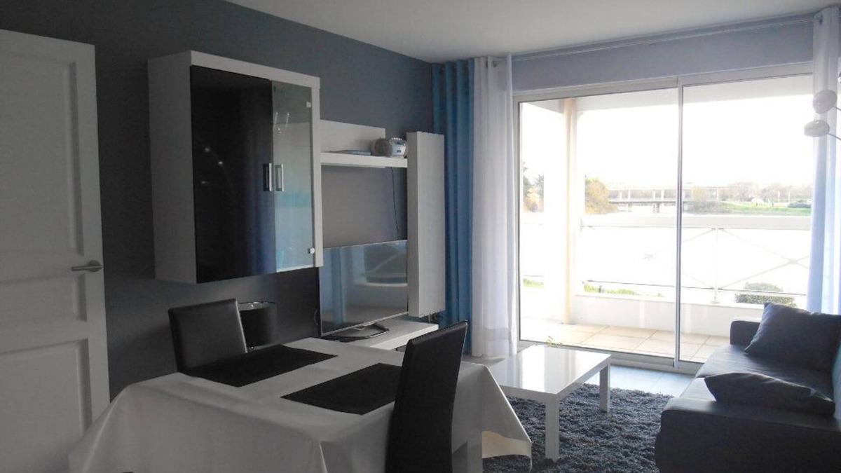 La Rochelle City Centre Apartment | Spacious and charming T2 apartment in town center