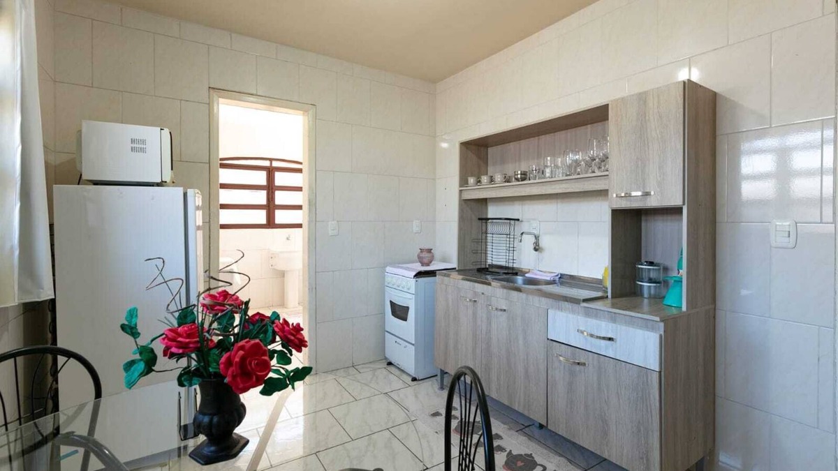 Santa Rita House | Spacious and cozy top floor house in a great location.