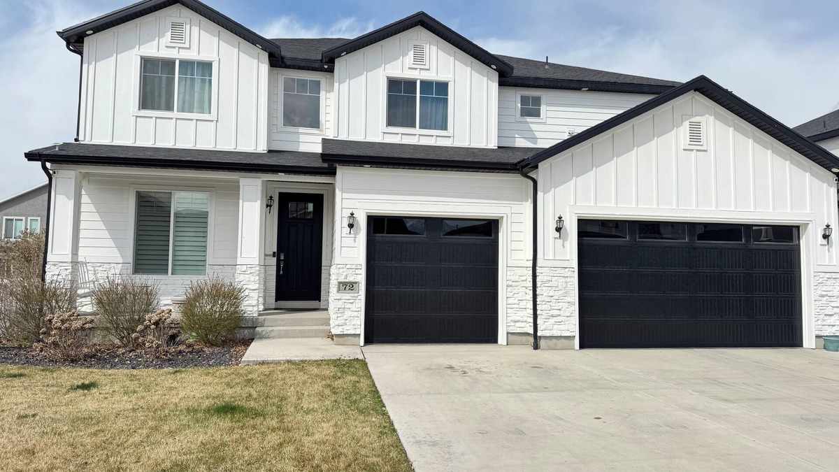 Vineyard House | Spacious and comfortable 5-bedroom house in charming Vineyard Area!