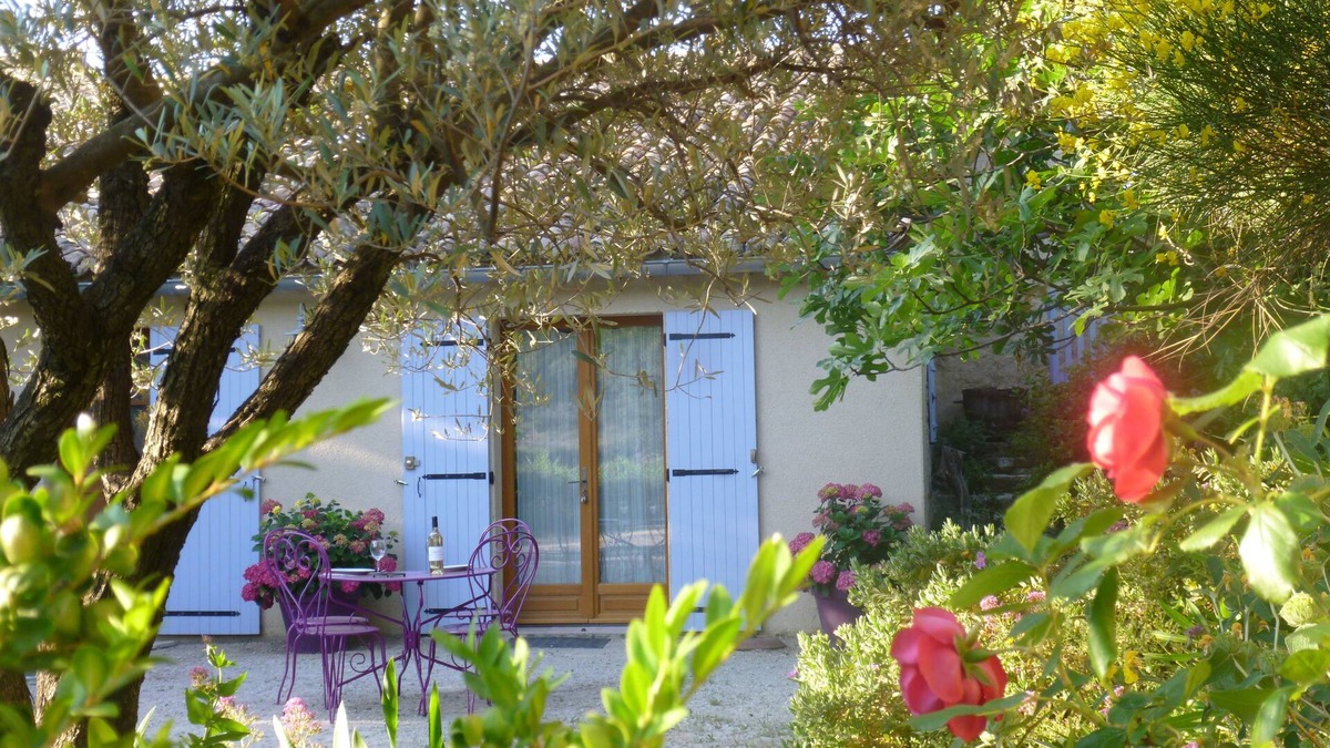 Suzette House | Spacious and comfortable gite for 3 people