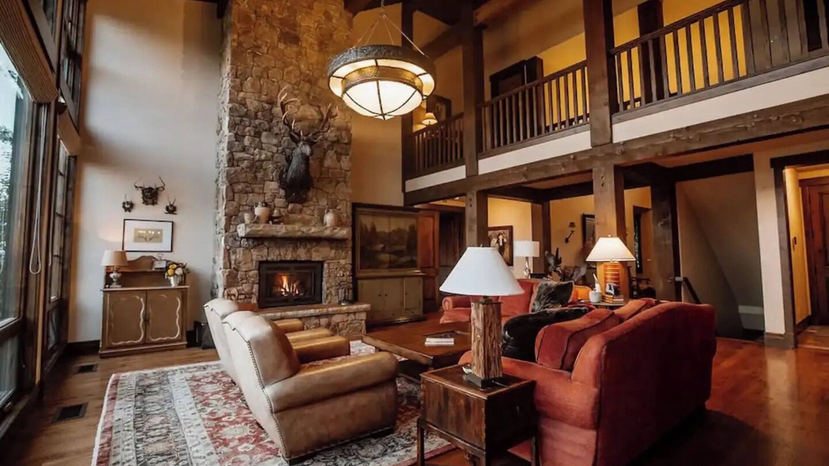 Driggs House | Spacious and Luxurious Craftsmannn