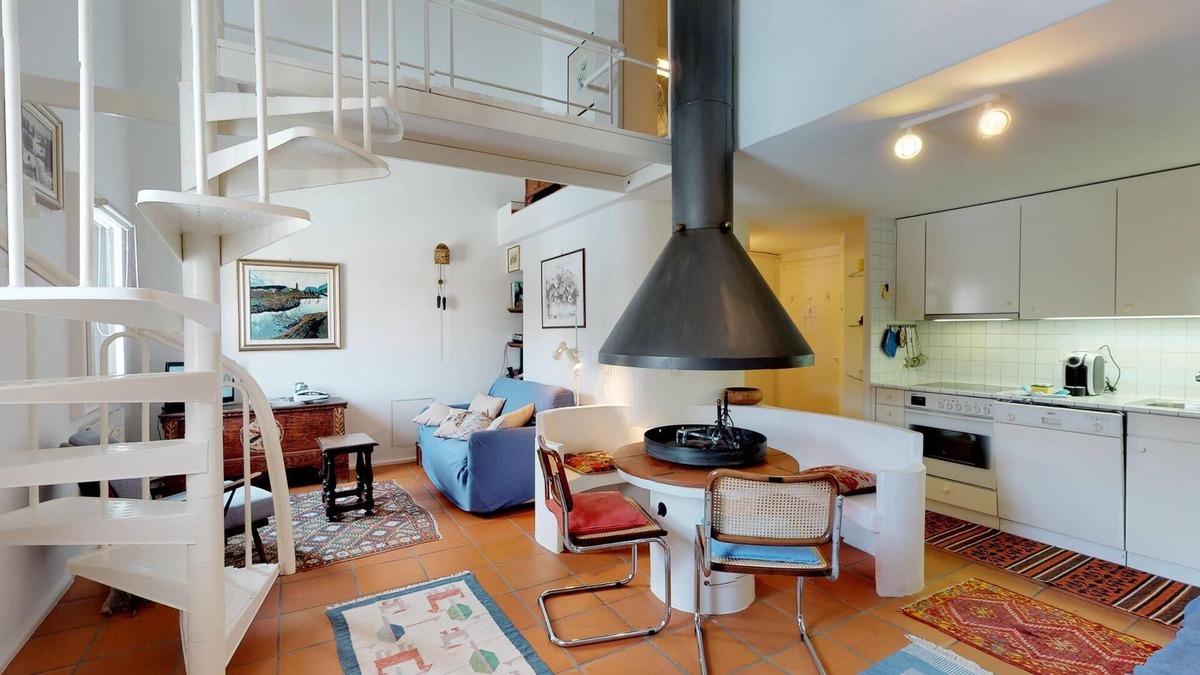 Sils-Maria Apartment | Spacious and quiet 2-room apartment on two floors, 45m2, facing north.