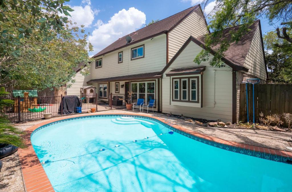 Barker House | Spacious and quiet 4 bed 3 and a half bath home away from home in Katy Texas