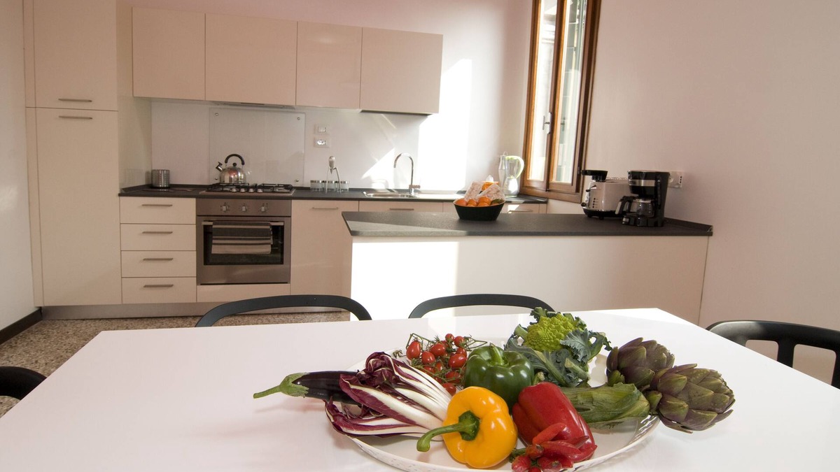 Dorsoduro Apartment | Spacious and sunny overlook on Zattere with view on Redentore Church