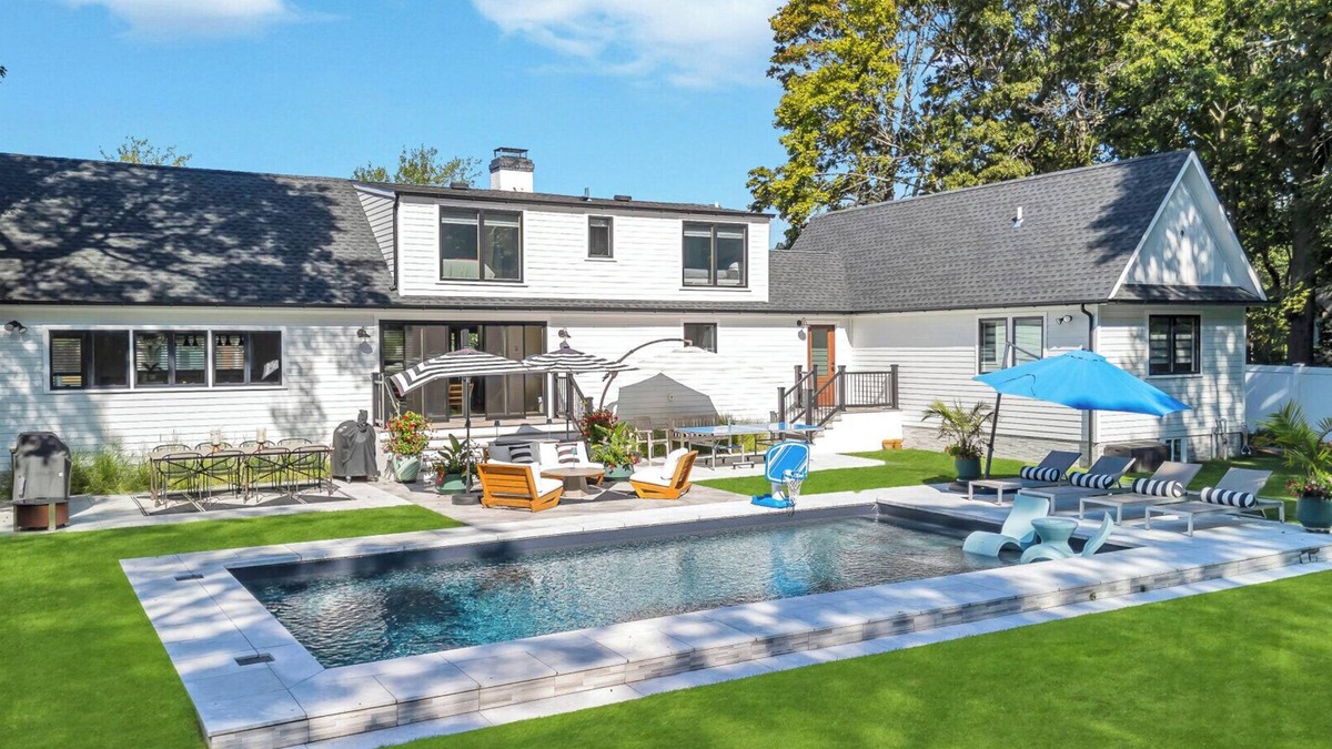 Westhampton Beach House | Spacious and Modern Westhampton Beach Home, Close to Beaches and Town,.