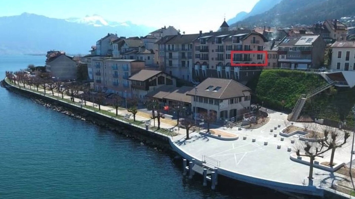 Saint-Gingolph Apartment | Spacious apartment with exceptional view of Lake Geneva