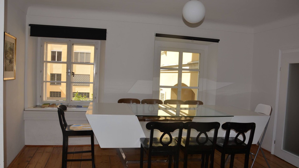 Graz City Centre Apartment | Spacious apartment, 2 bedrooms, walk-through room, Graz center