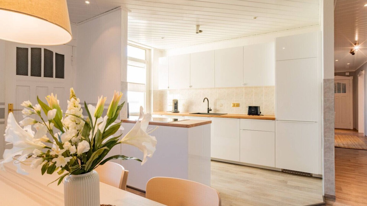 Strausberg Apartment | Spacious Apartment in Strausberg - Sleeps 6