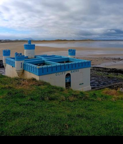 Enniscrone Apartment | Spacious Apartment, Enniscrone
