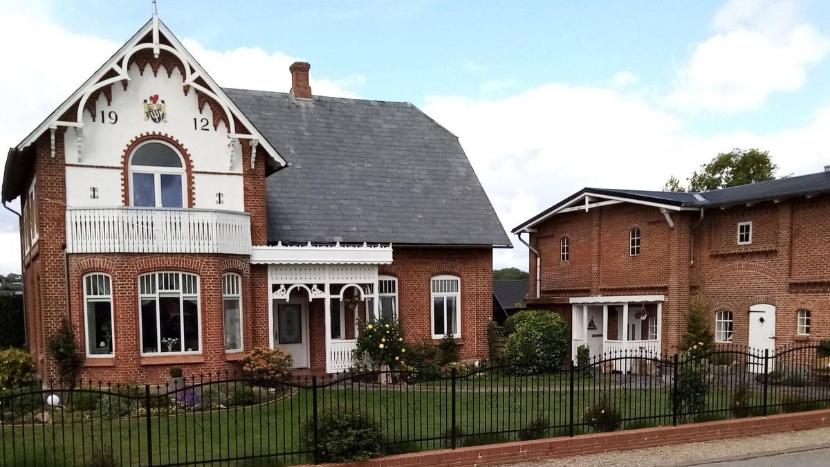 Nieby Condo | Spacious apartment, handicapped accessible, in a great location, 80m to the beach