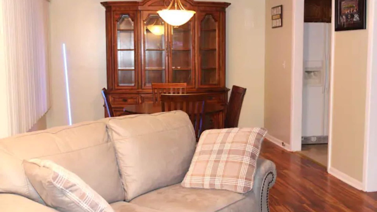 North Buffalo Apartment | Spacious apartment in Buffalo