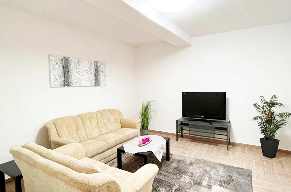 Ronneburg Apartment | Spacious apartment near Hanau