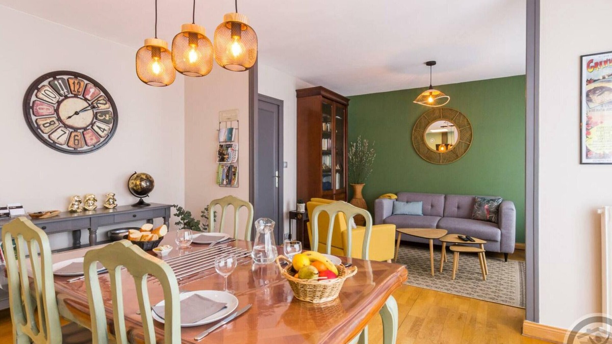 Granville Apartment | Spacious Apartment with Balcony in Granville, Near Beach and Shops