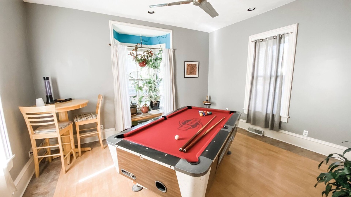East Lawrence House | Spacious, Artsy, Historic Downtown Home