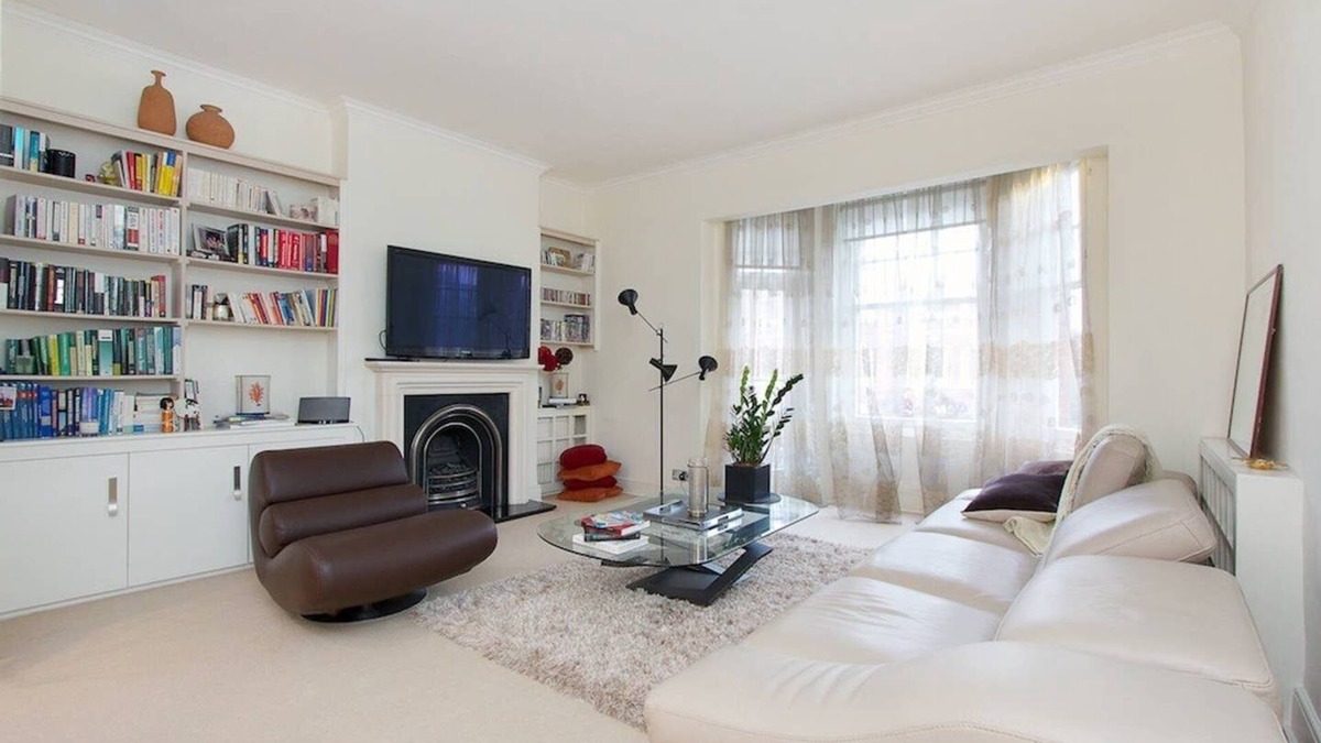 Chelsea Riverside Apartment | Spacious, baby-ready 2br 1st floor in Chelsea