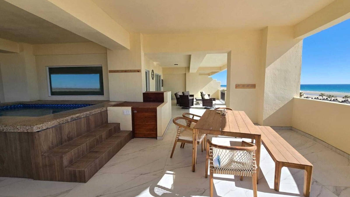 Puerto Penasco Condo | Spacious beachfront 16 Guest, Just incredible !