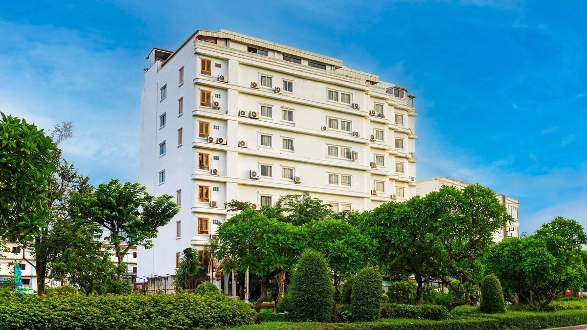 Bang Kho Laem House | Spacious Boutique Suite | Comfort at Howard