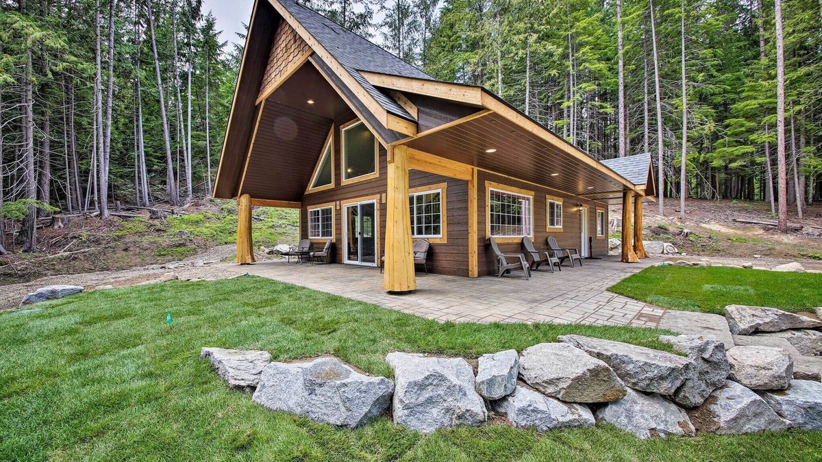 Nordman Cabin | Spacious Cabin by Elkins Resort and Priest Lake