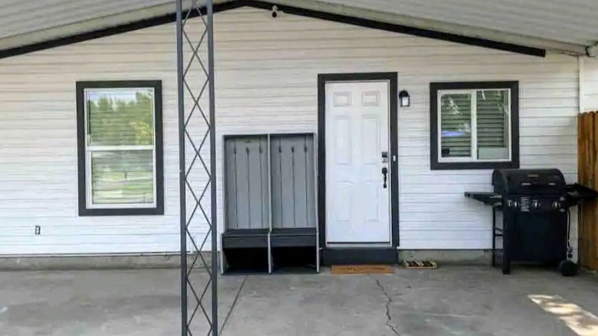 Taylorsville House | Spacious centrally located 1 bedroom by airport
