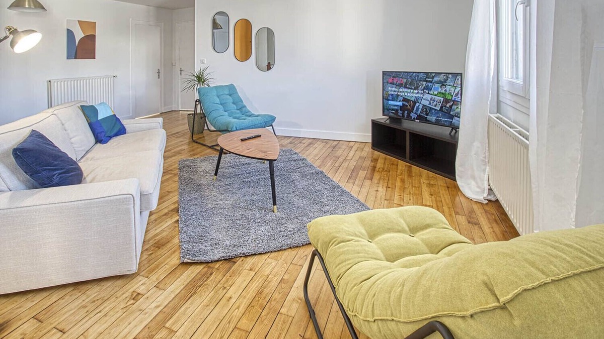 Angouleme Apartment | Spacious chic haven in Angoulême