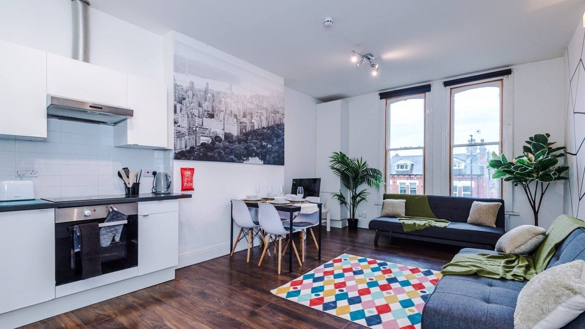 Leeds Apartment | Spacious City Centre Retreat in Leeds City Centre