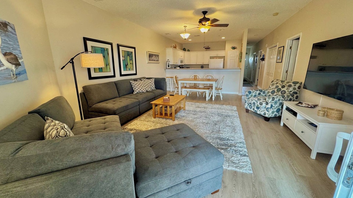 Long Beach Condo | Spacious clean condo, large pool, plus many extras. Perfect for families.