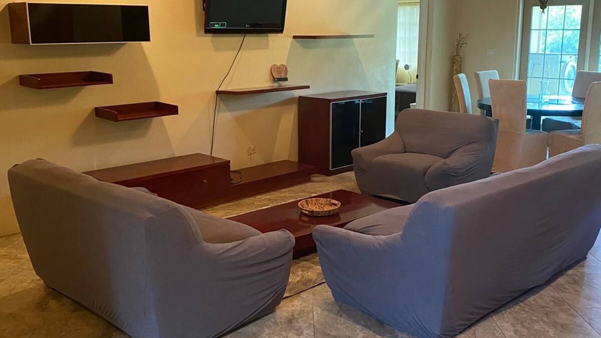 Long Island House | Spacious, Clean, Sunny, New constrution