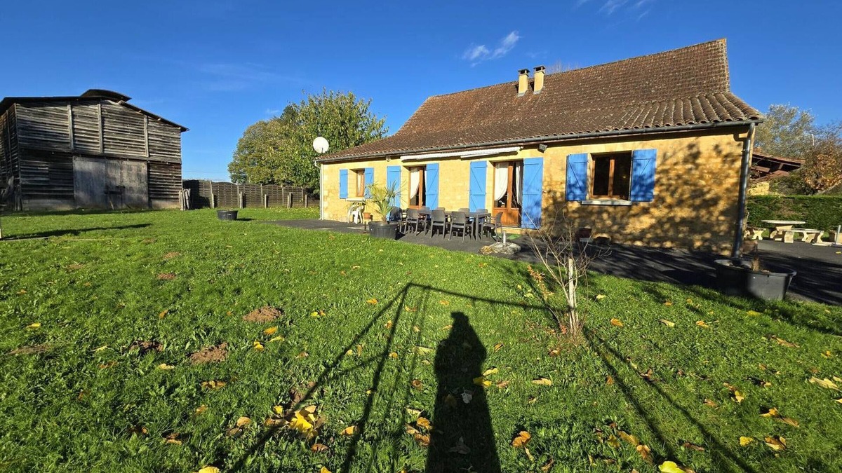 Calviac-en-Perigord Cottage | Spacious Country House with Garden, Near Sarlat and Dordogne Sites