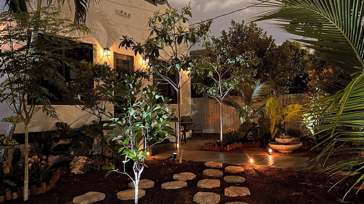 Allapattah House | Spacious, comfortable, Cozy, home and private back yard for family and friends to relax, have a private party, have fun, and explore Miami and South Florida. 10 min. to downtown and 10-20 minutes to several beaches, including South Beach.