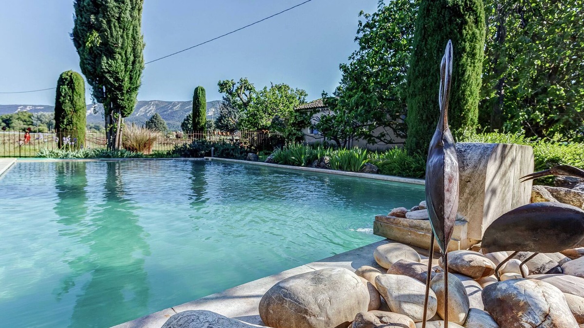 Oppede Cottage | Spacious Cottage in Oppede with Swimming Pool