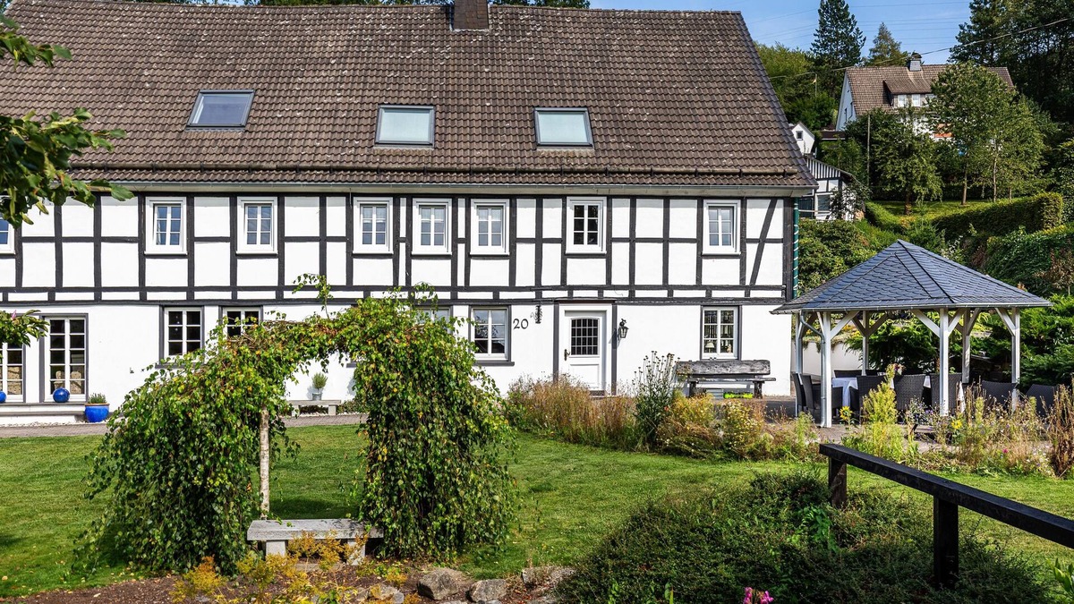 Niederberndorf House | Spacious country house with open fireplace and garden in the Sauerland for young and old