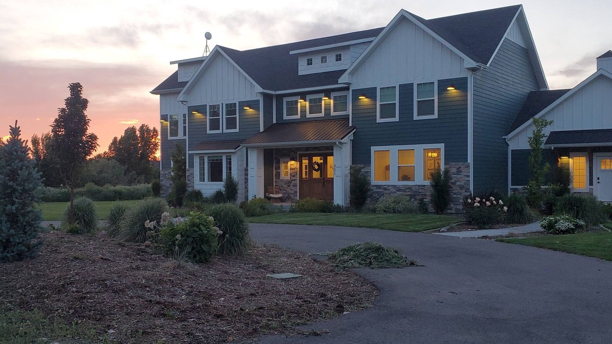Rigby Other | Spacious Country Manor