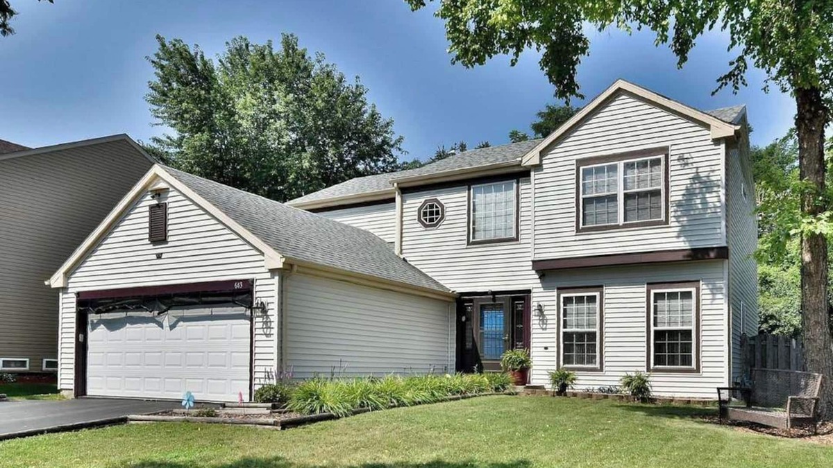 Lake in the Hills House | Spacious Family & Pet-Friendly Getaway in Lake in the Hills