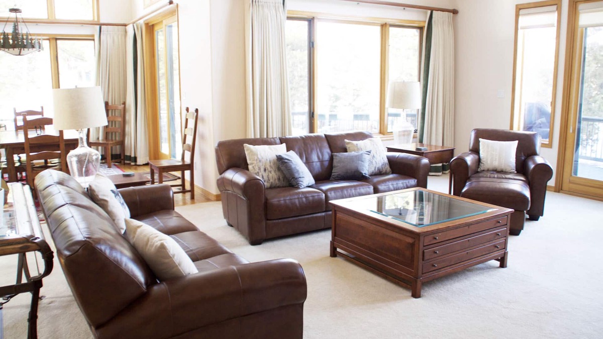 Frisco House | Spacious, Family Friendly Home - Central to Ski Areas, Walkable to Town/Marina