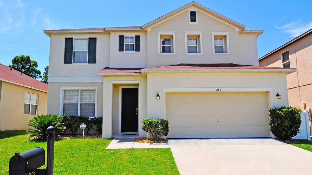 Windwood Bay House | Spacious Family Home, private Pool/Spa, Covered Lanai, Forest View, near Disney