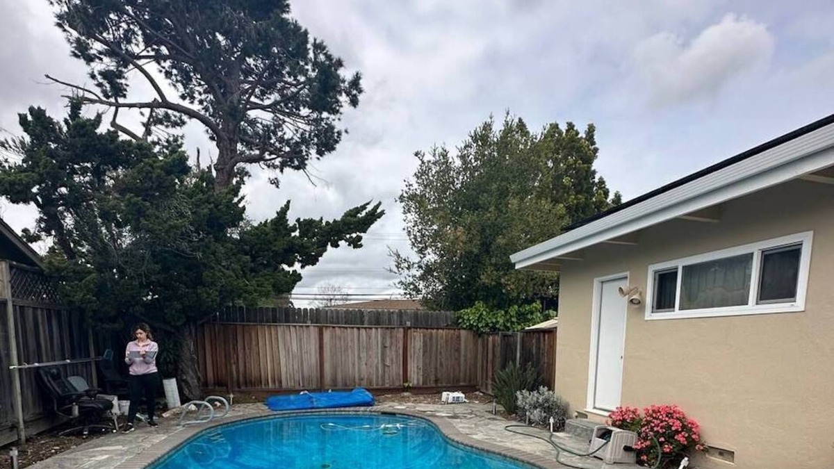 Cambrian Park House | Spacious Family House in San Jose with Swimming Pool