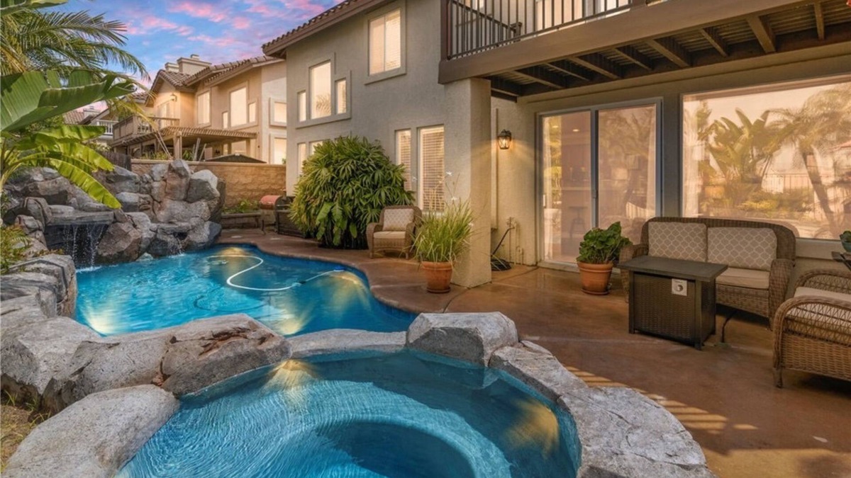Moreno Valley House | Spacious Family Oasis with Modern Amenities, Pool, BBQ, and Fire Pit
