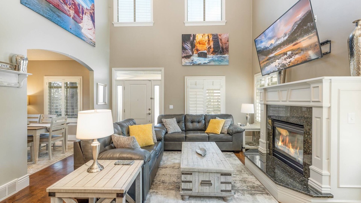 Capitol Hill House | Spacious Family Fun Game Home Near Downtown SLC!