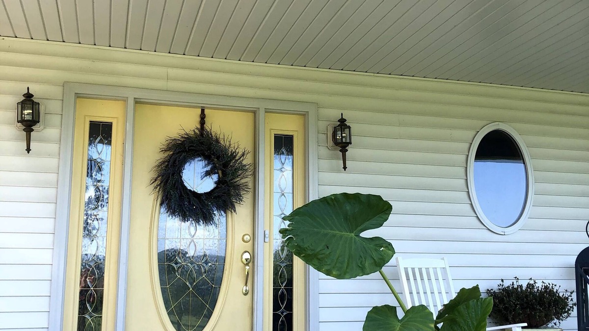 New Florence Other | Spacious Five Bedroom Country Home Near Hermann MO